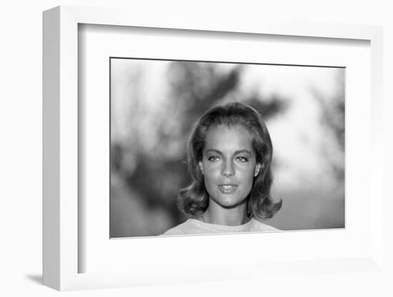 La Piscine by Jacques Deray with Romy Schneider, 1969 (b/w photo)-null-Framed Photo