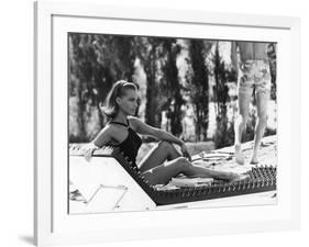 La Piscine by Jacques Deray with Romy Schneider, 1969 (chaise longue by la serie Module 400 by Roge-null-Framed Photo