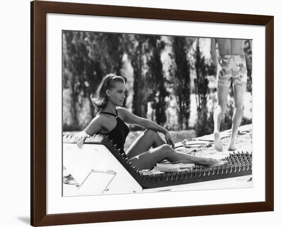 La Piscine by Jacques Deray with Romy Schneider, 1969 (chaise longue by la serie Module 400 by Roge-null-Framed Photo