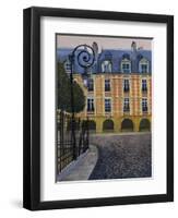 La Place Des Vosges-Isy Ochoa-Framed Giclee Print