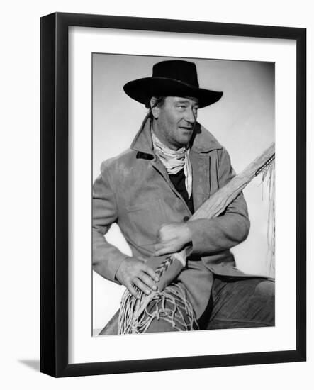 La Prisonniere du Desert THE SEARCHERS by JohnFord with John Wayne, 1956 (b/w photo)-null-Framed Photo