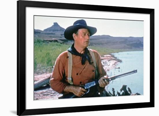 La Prisonniere du Desert THE SEARCHERS by JohnFord with John Wayne, 1956 (photo)-null-Framed Photo