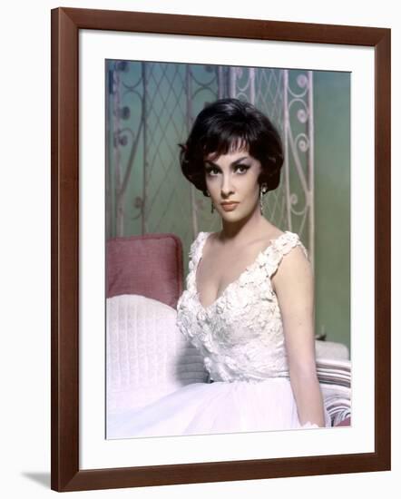La proie des vautours Never So Few by JohnSturges with Gina Lollobrigida, 1959 (photo)-null-Framed Photo