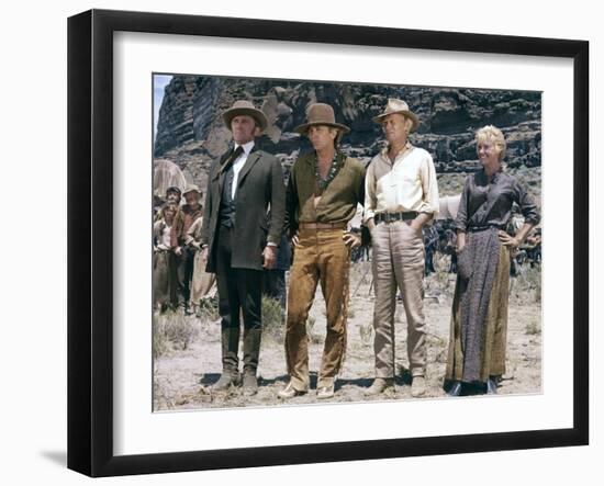 La Route by l'ouest THE WAY WEST by AndrewVMcLaglen with Kirik Douglas, Robert Mitchum, Richard Wid-null-Framed Photo