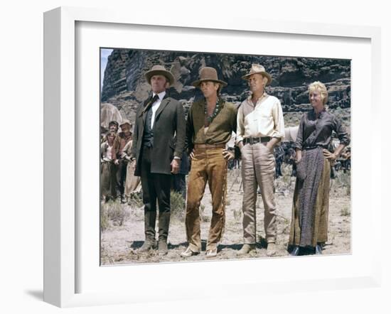 La Route by l'ouest THE WAY WEST by AndrewVMcLaglen with Kirik Douglas, Robert Mitchum, Richard Wid-null-Framed Photo