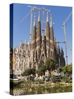 La Sagrada Familia by Antoni Gaudi, UNESCO World Heritage Site, Barcelona, Catalonia, Spain, Europe-Sergio Pitamitz-Stretched Canvas