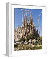 La Sagrada Familia by Antoni Gaudi, UNESCO World Heritage Site, Barcelona, Catalonia, Spain, Europe-Sergio Pitamitz-Framed Photographic Print