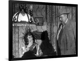 La Soif du Mal TOUCH OF EVIL by OrsonWelles with Marlene Dietrich and Orson Welles, 1958 (b/w photo-null-Framed Photo