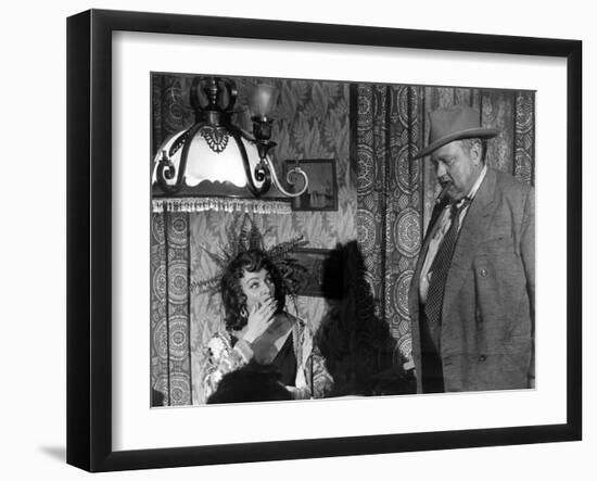 La Soif du Mal TOUCH OF EVIL by OrsonWelles with Marlene Dietrich and Orson Welles, 1958 (b/w photo-null-Framed Photo