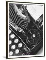 La Tecnica - the Typewriter of Julio Antonio Mella, Mexico City, 1928-Tina Modotti-Framed Premium Giclee Print