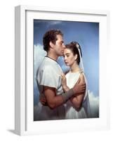 La tunique THE ROBE by HenryKoster with Richard Burton and Jean Simmons, 1953 (photo)-null-Framed Photo