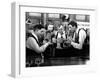 La vie est belle IT'S A WONDERFUL LIFE de FrankCapra avec Donna Reed 1946-null-Framed Photo