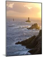 La Vieille Lighthouse, Pointe Du Raz, Cape Sizun, Finistere Region, Brittany, France-Doug Pearson-Mounted Photographic Print