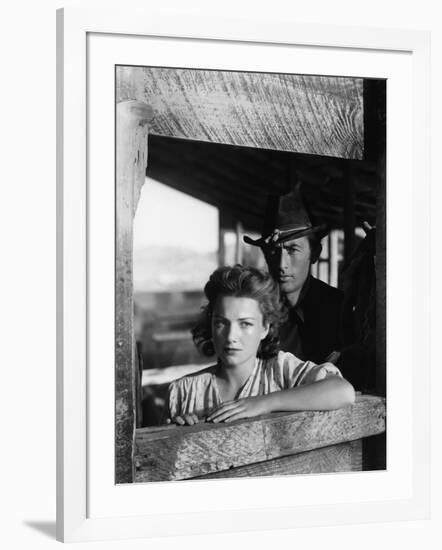 La Ville Abandonnee YELLOW SKY by William Wellman with Anne Baxter and Gregory Peck, 1948 (b/w phot-null-Framed Photo