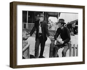 La Ville Abandonnee YELLOW SKY by William Wellman with Richard Widmark and Gregory Peck, 1948 (b/w -null-Framed Photo