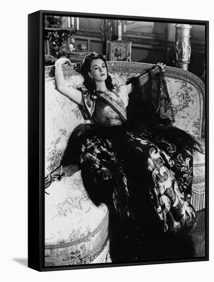 Lady Hamilton by Alexander Korda with Vivien Leigh, 1941 (b/w photo)-null-Framed Stretched Canvas