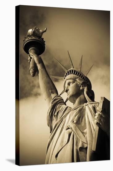 Lady Liberty-Alan Copson-Stretched Canvas