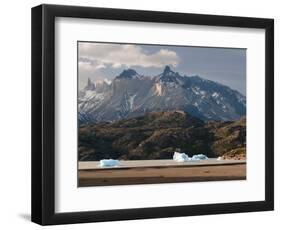 Lago Grey, Torres Del Paine National Park, Patagonia, Chile, South America-Sergio Pitamitz-Framed Photographic Print