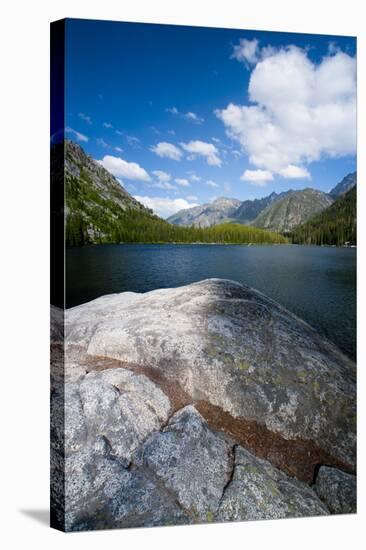 Lake Stuart, Okanogan-Wenatchee National Forest, Washington, USA-Roddy Scheer-Stretched Canvas