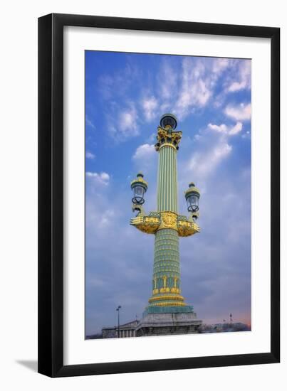 Lamp Post On Place de la Concorde-Cora Niele-Framed Giclee Print