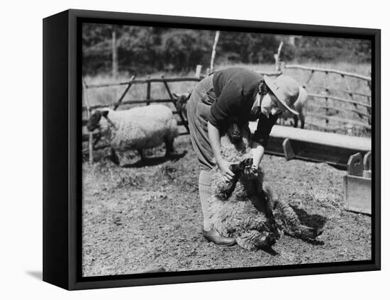 Land Girls WWII-Robert Hunt-Framed Stretched Canvas