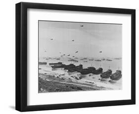 Landing on Omaha Beach-null-Framed Photographic Print