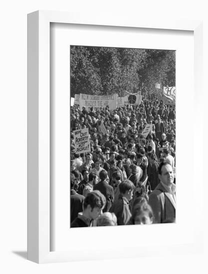 Large crowd demonstrate against the Vietnam war in Washington, D.C., 21 Oct. 1967-Warren K. Leffler-Framed Photographic Print