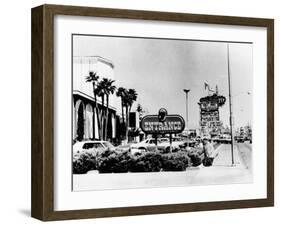 Las Vegas Stardust 1974-null-Framed Premium Photographic Print