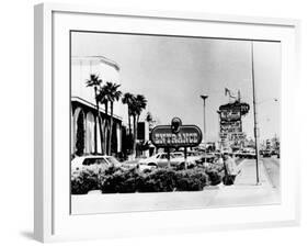 Las Vegas Stardust 1974-null-Framed Photographic Print