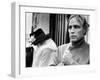 LAST TANGO IN PARIS, 1972 directed by BERNADO BERTOLUCCI Maria Schneider and Marlon Brando (b/w pho-null-Framed Photo