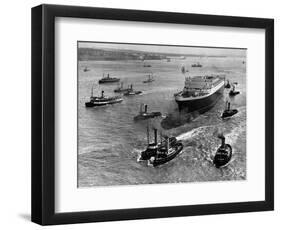 Launch of the Mauretania-null-Framed Photographic Print