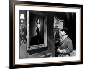 LAURA, 1944 directed by OTTO PREMINGER Dana Andrews (b/w photo)-null-Framed Photo
