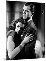 LAURA, 1944 directed by OTTO PREMINGER Gene Tierney and Dana Andrews (b/w photo)-null-Mounted Photo