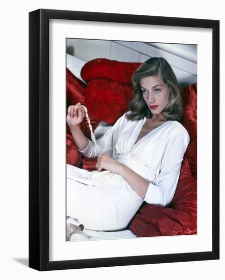 Lauren Bacall-null-Framed Photographic Print