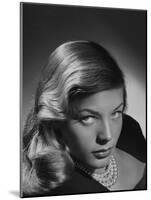 Lauren Bacall-null-Mounted Photographic Print