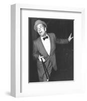 Laurence Olivier-null-Framed Photo