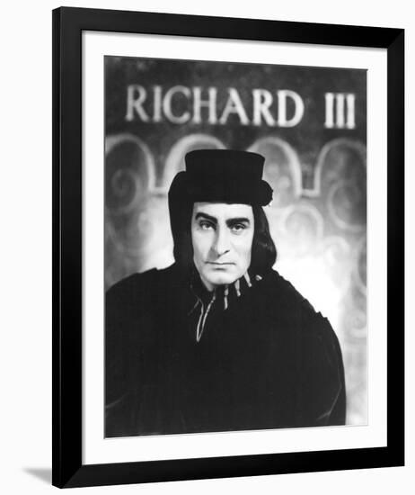 Laurence Olivier-null-Framed Photo