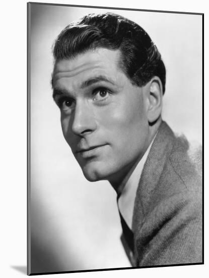 Laurence Olivier-null-Mounted Photographic Print