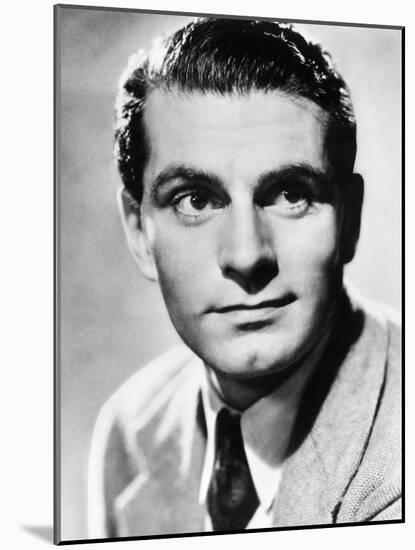 Laurence Olivier-null-Mounted Photographic Print