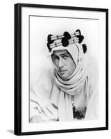 Lawrence d'Arabie Lawrence of Arabia by David Lean with Peter O'Toole, 1962 (b/w photo)-null-Framed Photo