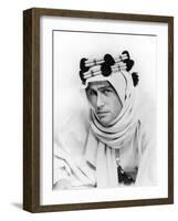 Lawrence d'Arabie Lawrence of Arabia by David Lean with Peter O'Toole, 1962 (b/w photo)-null-Framed Photo