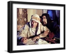 Lawrence d'Arabie LAWRENCE OF ARABIA by David Lean with Peter O'Toole and Anthony Quinn, 1962 Oscar-null-Framed Photo