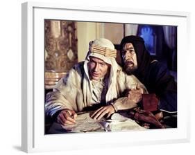 Lawrence d'Arabie LAWRENCE OF ARABIA by David Lean with Peter O'Toole and Anthony Quinn, 1962 Oscar-null-Framed Photo