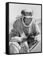 Lawrence d'Arabie LAWRENCE OF ARABIA by DavidLean with Peter O'Toole, 1962 (b/w photo)-null-Framed Stretched Canvas