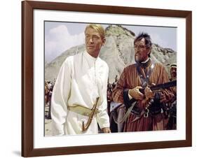 LAWRENCE OF ARABIA, 1962 directed by DAVID LEAN Peter O'Toole / Anthony Quinn (photo)-null-Framed Photo