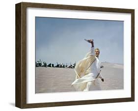 LAWRENCE OF ARABIA, 1962 directed by DAVID LEAN Peter O'Toole (photo)-null-Framed Photo