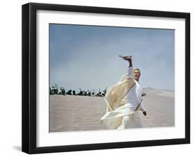 LAWRENCE OF ARABIA, 1962 directed by DAVID LEAN Peter O'Toole (photo)-null-Framed Photo