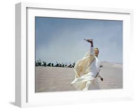 LAWRENCE OF ARABIA, 1962 directed by DAVID LEAN Peter O'Toole (photo)-null-Framed Photo