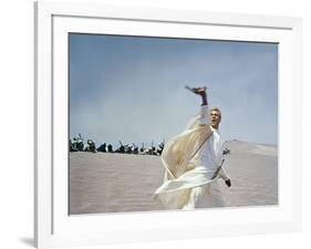 LAWRENCE OF ARABIA, 1962 directed by DAVID LEAN Peter O'Toole (photo)-null-Framed Photo