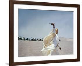 LAWRENCE OF ARABIA, 1962 directed by DAVID LEAN Peter O'Toole (photo)-null-Framed Photo